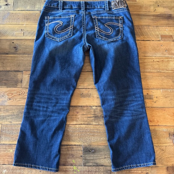 Silver Aiko Mid Capri Jeans Dark Blue Denim - Picture 7 of 9